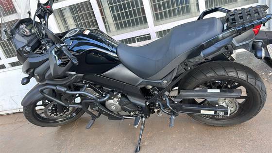 SUZUKI V-STROM 650XT ABS 